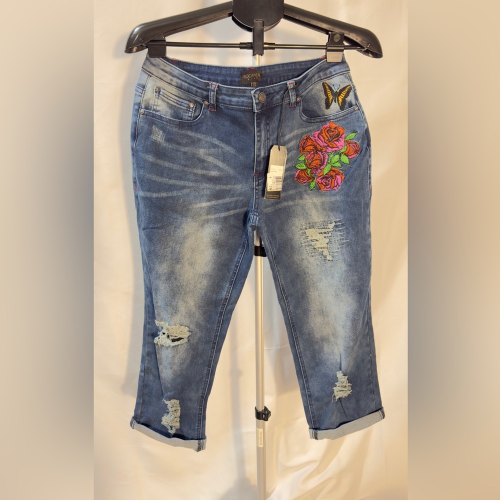 Y2K Rocawear Women's Blue Denim Capri with Floral and Butterfly Embroidery